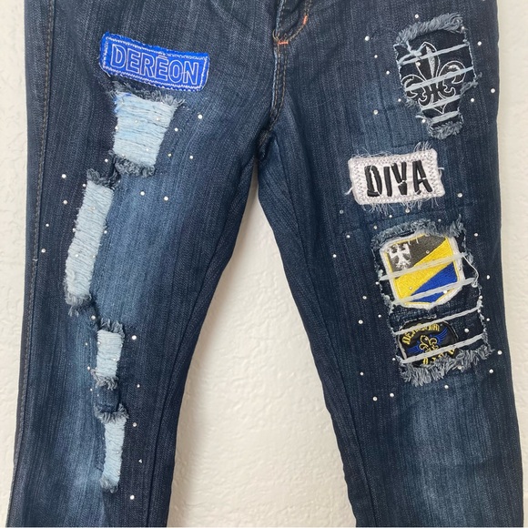 Dereon Bedazzled Distressed Patched Skinny Jeans, Size 5/6 - Picture 5 of 7